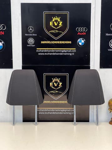 Toyota Yaris hoofdsteun set rechts en links bj.2021, Gebruikt, Toyota