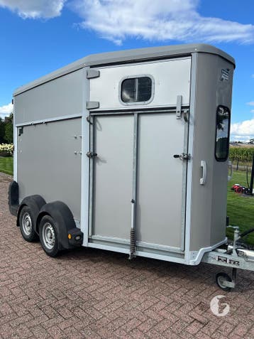 Oerdegelijke Ifor Williams HB511 uit 2018!, Dieren en Toebehoren, Paarden en Pony's | Trailers en Aanhangwagens, Ophalen, Zo goed als nieuw