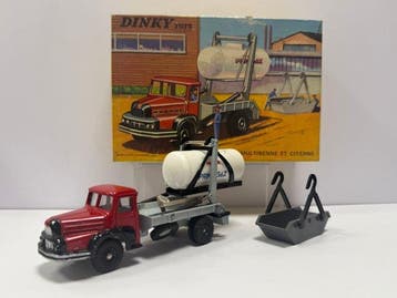Dinky Toys 1:43 - Model vrachtwagen - 805 - Unic Multibucket, Nieuw