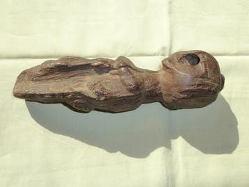 Fetisj figuur - Lumbu - Gabon - Oude dop van een recipiënt, Antiek en Kunst