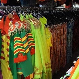 Ca. 92x Carnaval en feestkleding neon, Nieuw