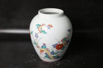 Vaas - Porselein - Japan - Phoenix Chrysanthemum -