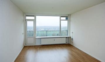 Te Huur 4 Kamer Appartement Geessinkweg In Enschede, Huizen en Kamers, Direct bij eigenaar, Overijssel, Enschede, Appartement