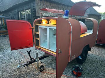 Unieke en bijzondere pizza trailer/mobiele pizza-oven, Locatie of Ruimte