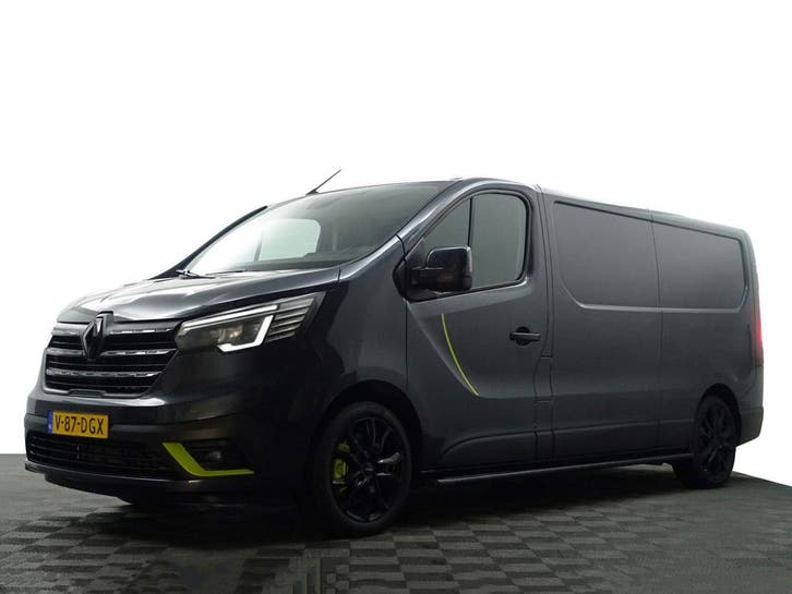 Renault Trafic 2.0 dCi 150 Sport T30 L2 Extra Aut-, Auto's, Bestelauto's, Dealer onderhouden, Lease, Zwart, Automaat, Overige kleuren