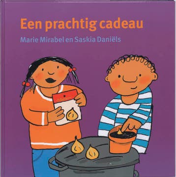 Een prachtig cadeau / Taaltrapeze / 2 - M. Mirabel, Verzenden, Zo goed als nieuw, M. Mirabel