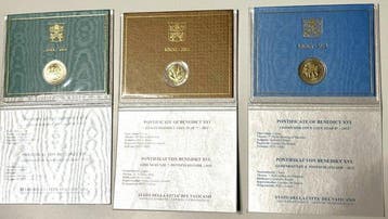 Vaticaan. 2 Euro 2010/2012 (3 monete) (Zonder minimumprijs)