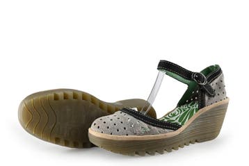 Fly London Sleehakken in maat 38 Zwart, Verzenden, Zwart, Zo goed als nieuw, Schoenen met hoge hakken