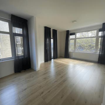 Appartement in Rotterdam gevonden voor €1850,- pm, Huizen en Kamers, Huizen te huur, Rotterdam, Direct bij eigenaar, Appartement