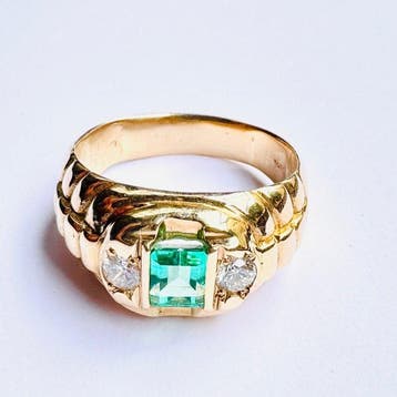 Ring - 18 karaat Geel goud - 1.71ct. tw. Smaragd - Diamant, Nieuw