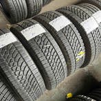 4 x Bridgestone Blizzak 215-70-15 C Winterbanden 10mm, Auto-onderdelen, Banden en Velgen, 15 inch, Band(en), Bestelwagen, Gebruikt