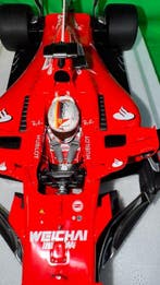 BBR 1:18 - Modelauto - Ferrari SF70-H start race S. Vettel -, Nieuw
