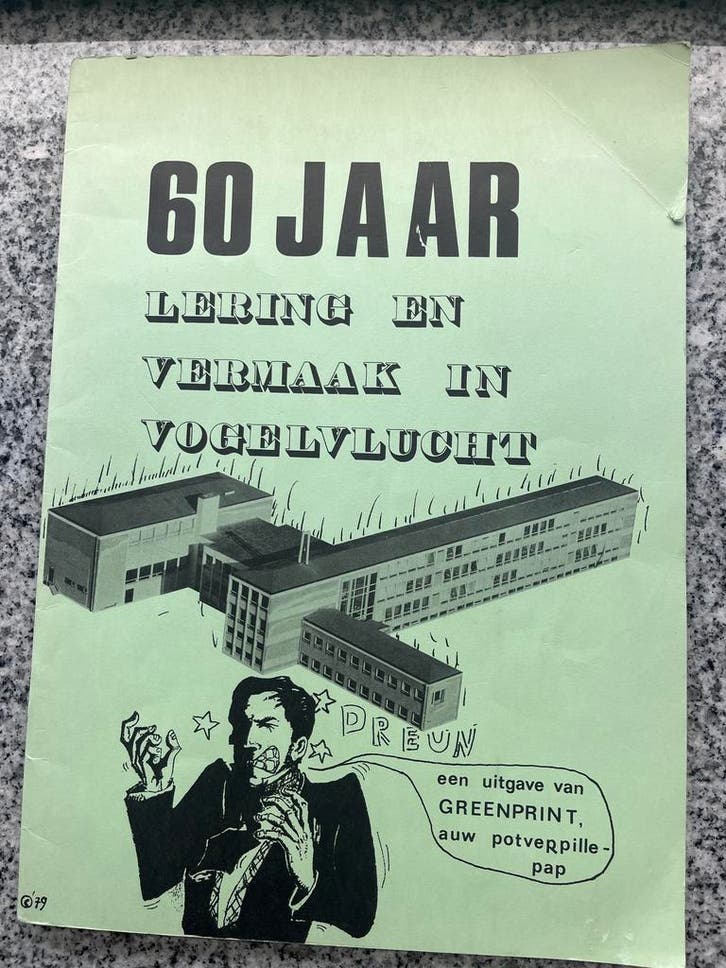 60 jaar lering en vermaak in vogelvlucht (Vlaardingen), Boeken, Geschiedenis | Stad en Regio, Gelezen, 20e eeuw of later, Verzenden