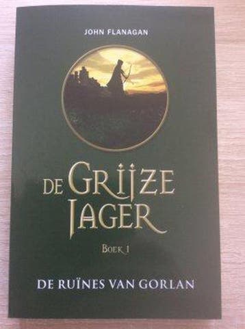 De grijze jager Boek 1 / De ruÃ¯nes van Gorlan 9789462290570, Boeken, Verzenden, Gelezen