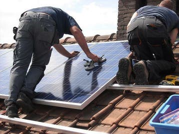 ZONNEPANELEN NIEUW Paneel, Omvormer Aansluiten met MONTAGE!, Nieuw