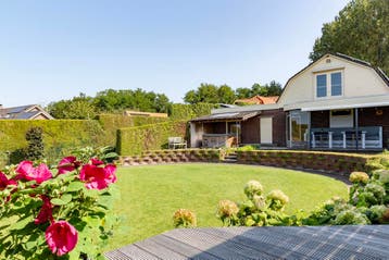 Wonen op een ruime UNIEKE plek aan de Maas in Noord-Limbburg, Huizen en Kamers, Huizen te koop, 1000 tot 1500 m², Limburg, Vrijstaande woning