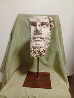 Kalkstenen replika van het hoofd van de oude Romeinse keizer, Antiek en Kunst