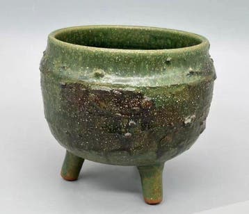 Decoratief ornament - Japan - Tripod Pottery
