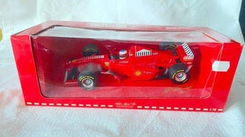 Pauls Model Art - Speelgoedauto Ferrari 1998 Launch Version, Nieuw