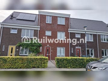 Oosterhout: Gezellige tussenwoning met 4 kamers (Den Hout)