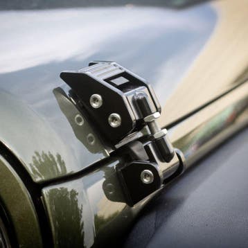 Rugged Ridge 07-18 Jeep Wrangler JK Black Hood Catches, Auto-onderdelen, Ophalen of Verzenden, Nieuw