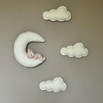 Wolken met liggend beertje op de maan – 4-delige wanddeco., Kinderen en Baby's, Kinderkamer | Inrichting en Decoratie, Ophalen of Verzenden