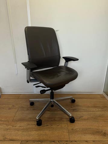 Refurbished Steelcase Amia - Bruin Leer - 5 Jaar Garantie!, Huis en Inrichting, Bureaustoelen, Bruin, Verzenden, Zo goed als nieuw
