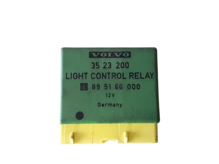 Volvo licht relais 850 960 C70 (-2005) S70 V70 V70XC (-2000), Auto-onderdelen, Verlichting, Nieuw, Volvo, Verzenden