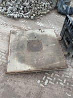 Gebruikte betonplaat 200x200x14 met hoeklijn B-keus..., Ophalen of Verzenden, Nieuw