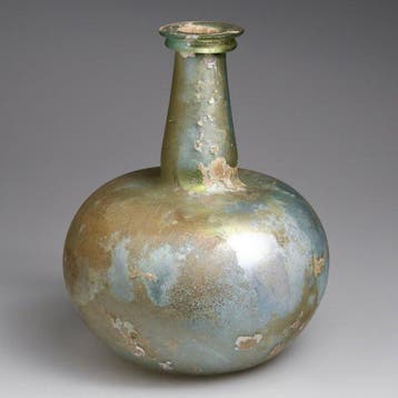 Oud-Romeins Glas Zeer grote bolvormige fles met gemillde