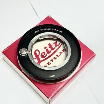 Leitz Wetzlar 16596 UOOND Adapter Ring – Boxed