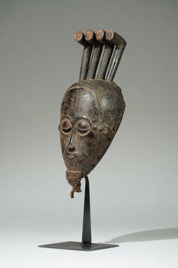 Een houten masker - Baule - Ivoorkust (Zonder minimumprijs)