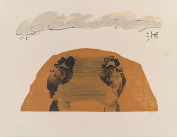 Antoni Tapies (1923-2012) - Deux pieds sur ocre