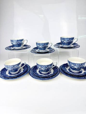 Wedgwood - Koffie- en theeservies (18) - Aardewerk - Enoch