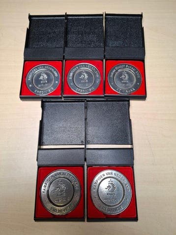 Ajax - Eredivisie - Medaille, Replica kampioenschapstrofeeën, Nieuw