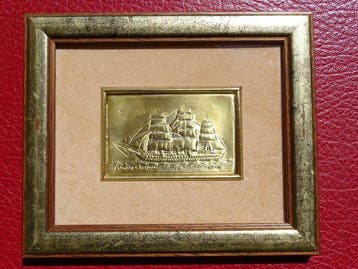 Italië. Threee-Masted Ship 24 Carat Gold Finished over