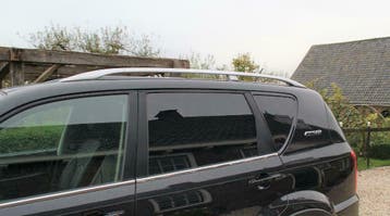SSANGYOUNG REXTON GRIJSKENTEKEN OMBOUW EN LOSSE SETS