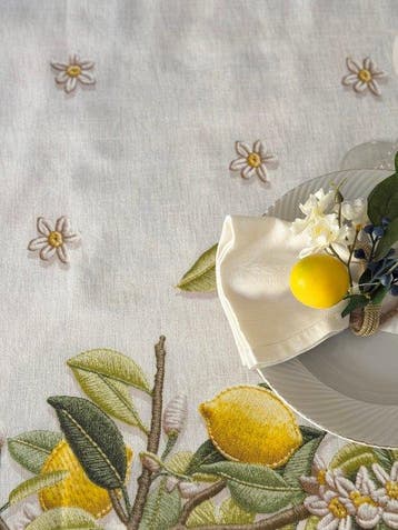 Elegante tafellaken met citroenplanten - landhuisstijl -