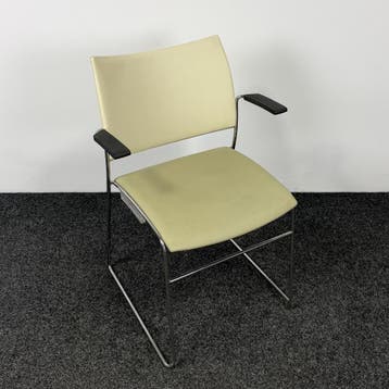 Casala Curvy Vergaderstoel | Crème / Lichtgroen, Ophalen of Verzenden, Gebruikt