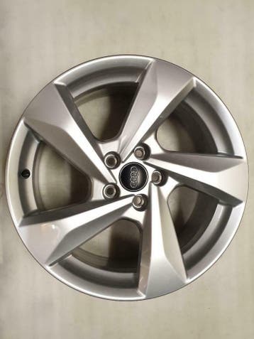 Velgen Origineel Audi Q3 83A 18inch 83A601025H S-Line, Auto-onderdelen, 18 inch, Velg(en), Nieuw, Ophalen of Verzenden