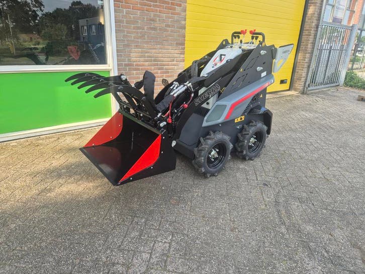 Te Huur Sherpa mini-loader Z30 Optioneel met diverse tools., Diensten en Vakmensen, Verhuur | Gereedschap en Machines