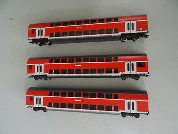 Märklin H0 - Modeltrein personenwagen (3) - 3, Hobby en Vrije tijd, Nieuw