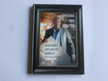 Diederik van Vleuten - Daar werd wat groots verricht (boek +, Verzenden, Zo goed als nieuw