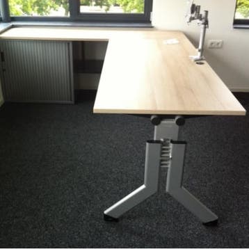 (MDK-105991) Kembo System hoekbureau, Ophalen of Verzenden, In hoogte verstelbaar, Gebruikt