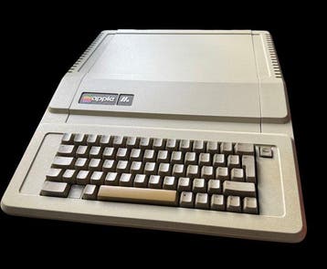Apple IIe - Computer, Nieuw