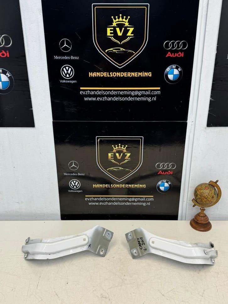 VW Caddy iii bj.2015 spatbordsteun rechts en links, Auto-onderdelen, Carrosserie en Plaatwerk, Gebruikt, Volkswagen, Links, Rechts