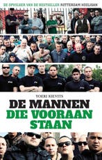 De mannen die vooraan staan 9789089758200 Yoeri Kievits, Boeken, Verzenden, Zo goed als nieuw, Yoeri Kievits