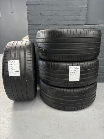 315/35/21 PIRELLI PZERO PZ4 * RFT 5,6MM 4 ST. €500, Ophalen, Gebruikt, 275 mm, 21 inch