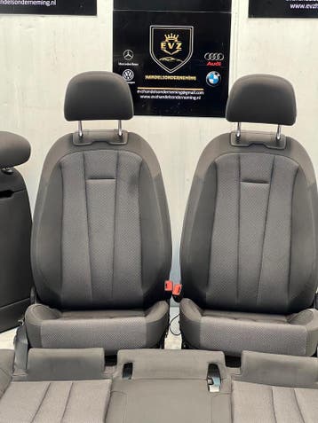 Audi A4 Avant bj.2017 bekledingset 4-deurs compleet stoelen, Gebruikt, Audi