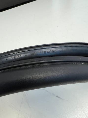 Peugeot Rifter portier rubber rechts achter 2020 9817494680, Gebruikt, Rechts, Peugeot